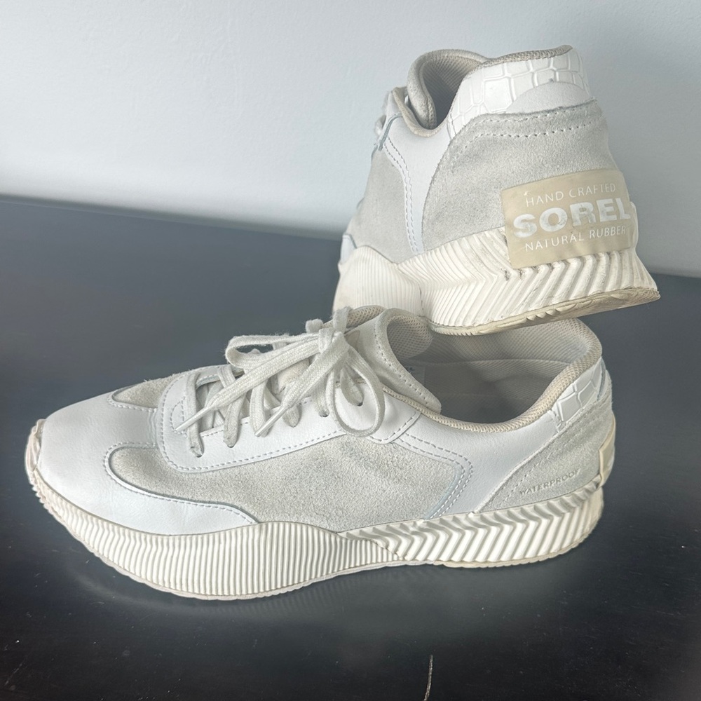 Sorel Ona Blvd Classic WP Sneakers size 9.5 with box sea salt